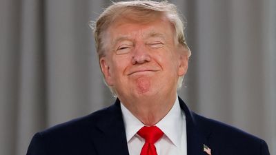 Listen afsløret: Har doneret millioner til Trumps balsal