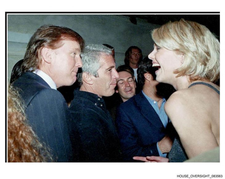 Trump og Epstein til fest. Billedet stammer fra Epsteins samling. Foto: House Oversight Committee Democrats/Ritzau Scanpix