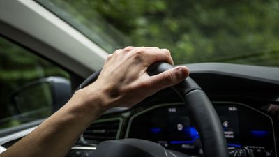 Hvert fjerde klip i kørekortet skyldtes brug af mobiltelefon