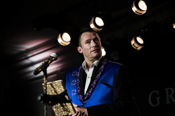 Siden programmet sluttede i 2024, har Jens Jacob Tychsen givet koncerter i rollen som hr. Weyse. Men det er slut nu. Foto: Tim Kildeborg Jensen 